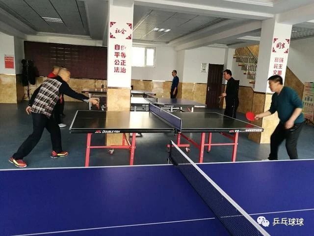 快走, 子女打打乒 快走, 子女打打乒