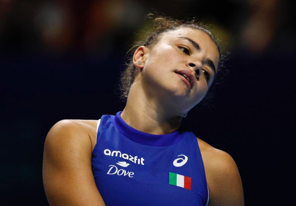 自己的发球 自己的发球